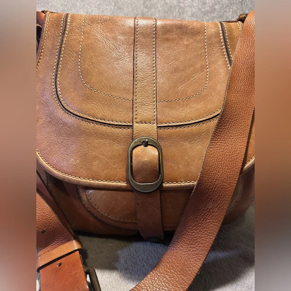 Patricia Nash Barcelona Heritage Saddle Bag - Picture 3 of 11